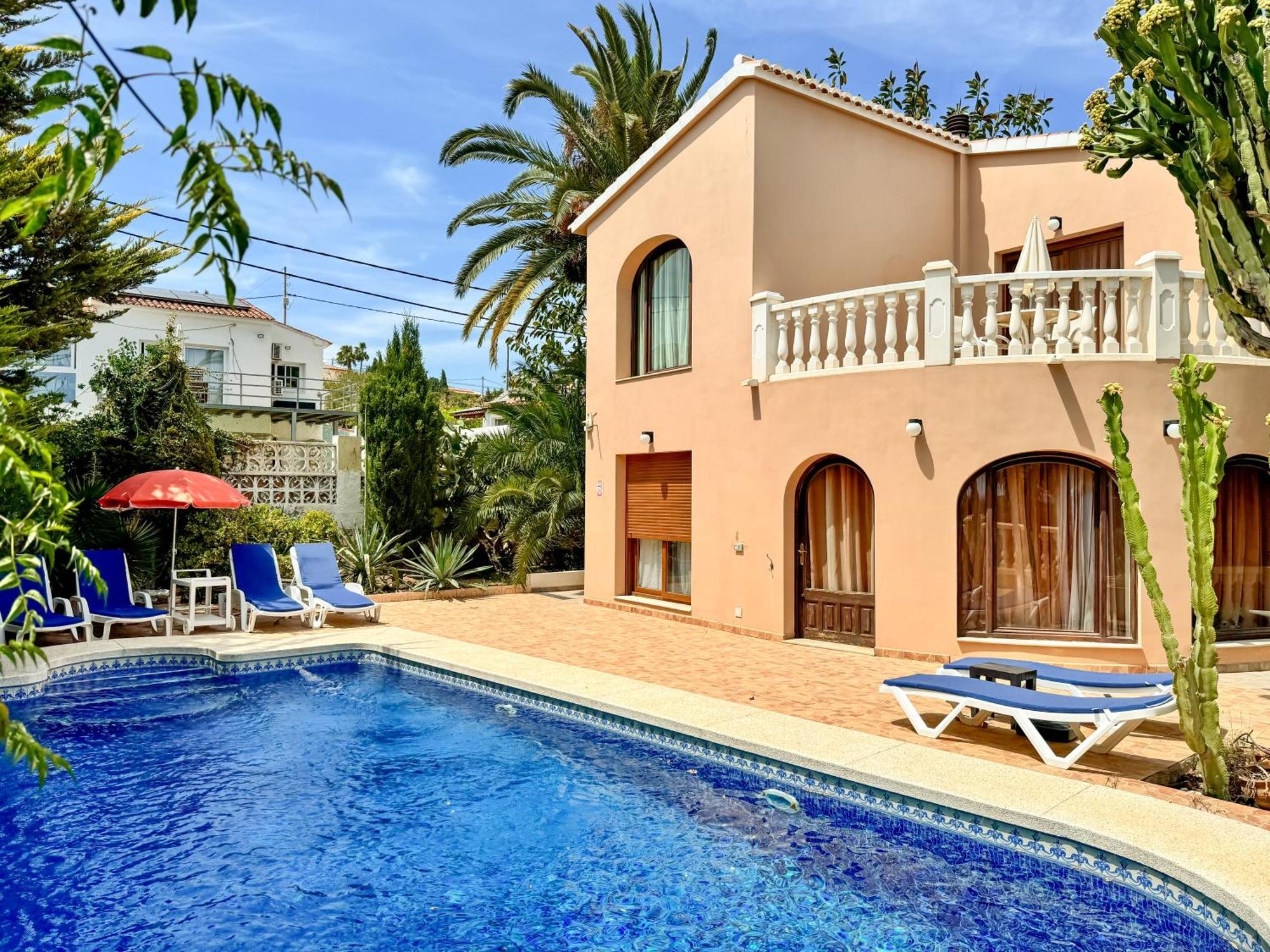 La Amistad Apartamento En Chalet Con Piscina Compartida カルプ エクステリア 写真